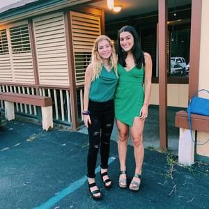 Meet your Posher, Brooke